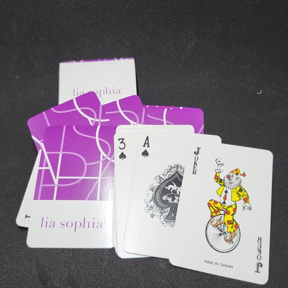 Lia Sophia Playing Cards - Picture 4 of 4